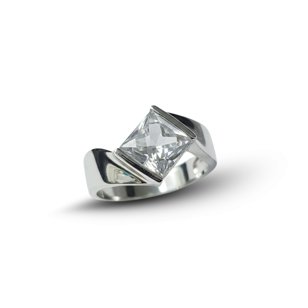 Contemporary Princess Cut 925 Silver Solitaire Ring