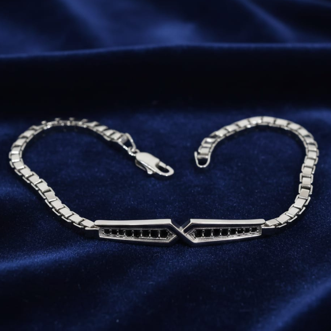 Geometric Infinity Onyx 925 Silver Box Chain Bracelet